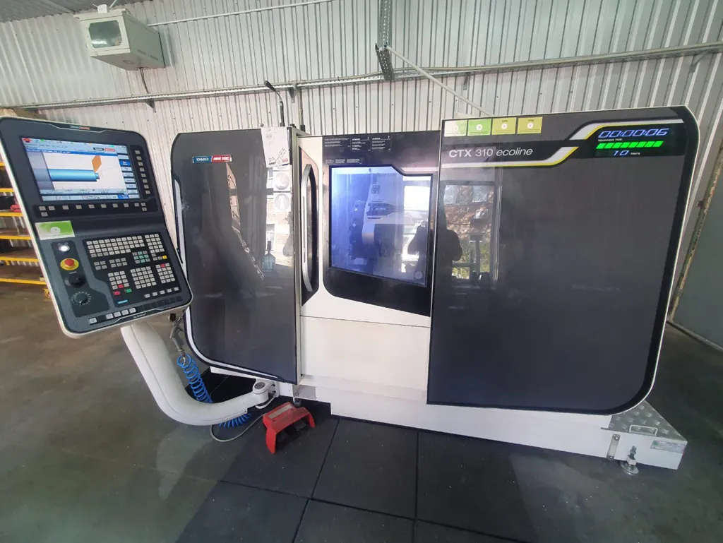 CNC turning centre in the PE-HARPIS workshop